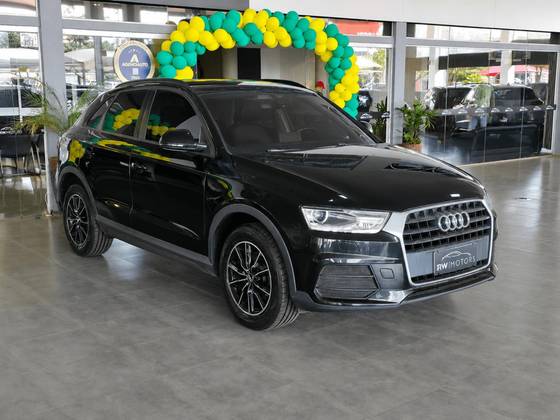 AUDI Q3 1.4 TFSI AMBIENTE FLEX 4P S TRONIC AUDI Q3 1.4 TFSI AMBIENTE FLEX 4P S TRONIC